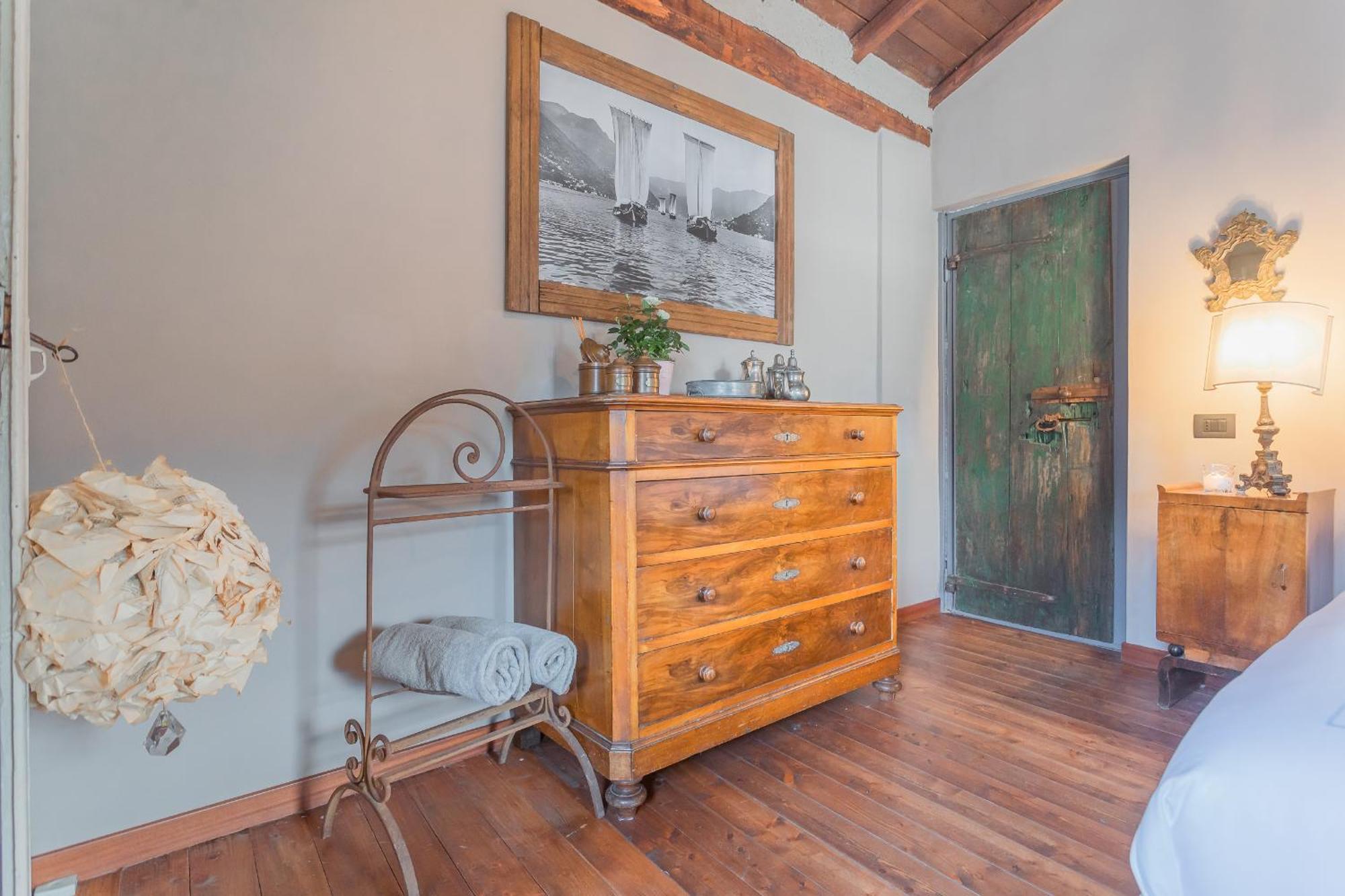 The Writer'S Nest Waterfront Villa By Rent All Como Faggeto Lario Eksteriør bilde